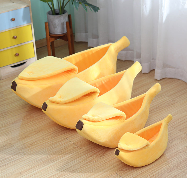 Banana-Shaped Pet Bed