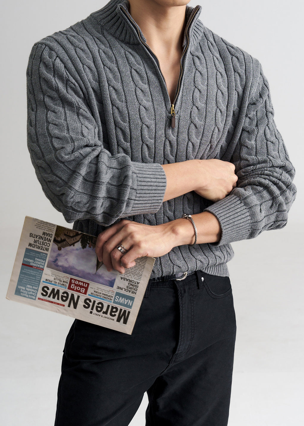 Men's Old Money Cable Knit Quarter-Zip Sweater